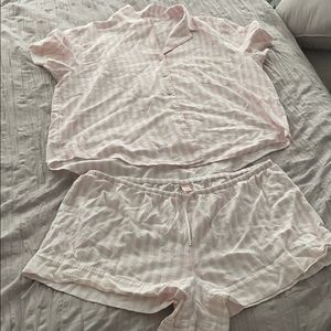 VS pjs short set